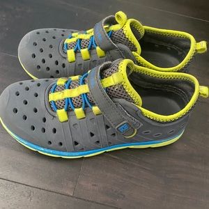 Stride Rite Phibian - boys shoes size 13